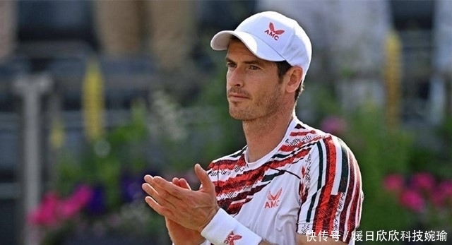 在绿茵场上 在绿茵场上